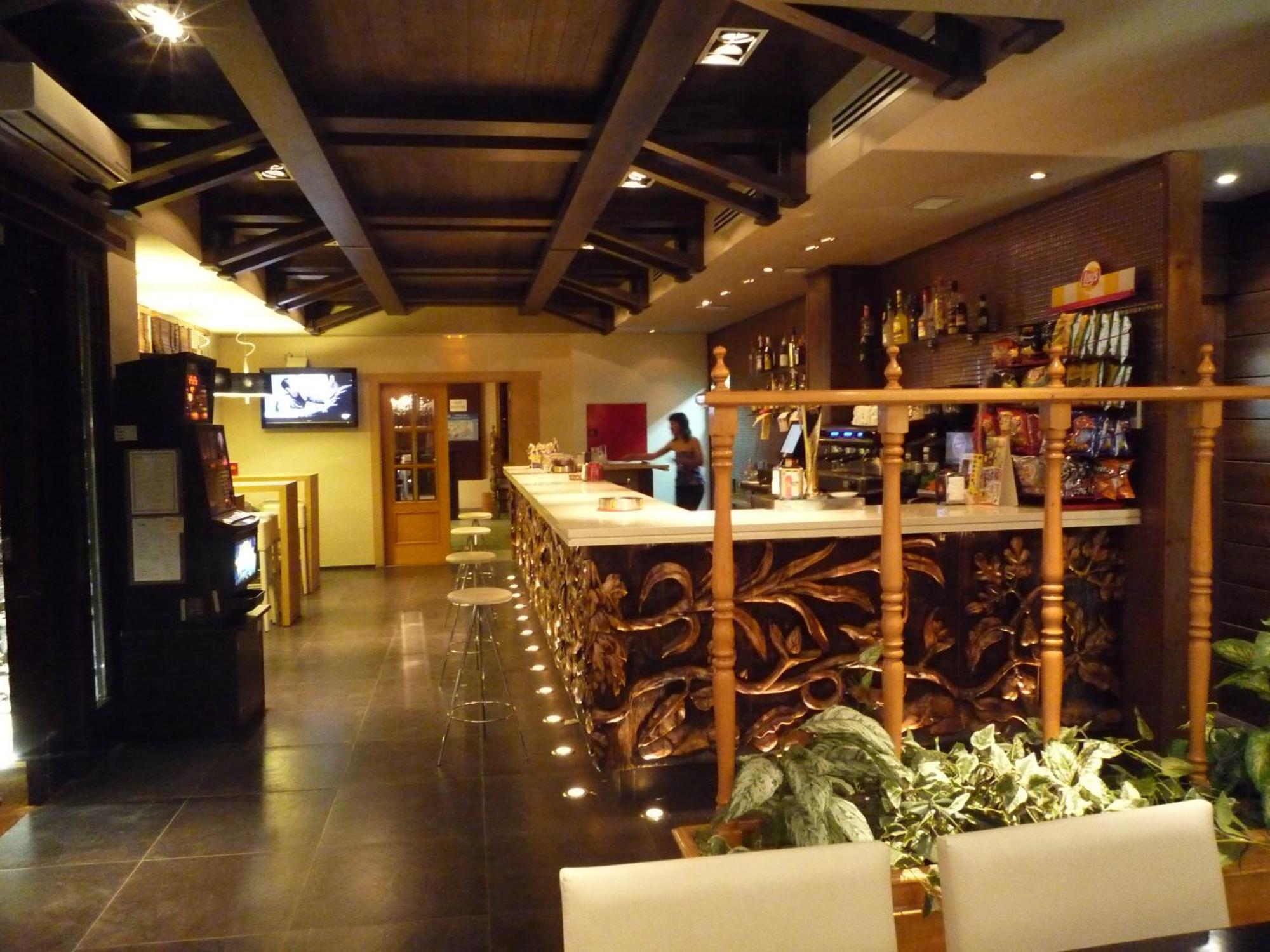 Hotel Restaurante Revestido Эскалона Экстерьер фото