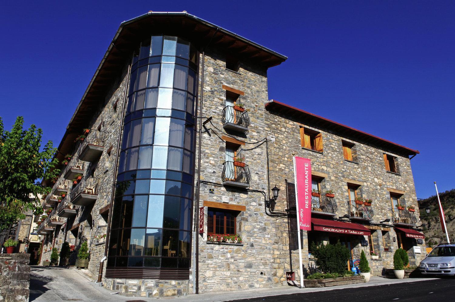 Hotel Restaurante Revestido Эскалона Экстерьер фото