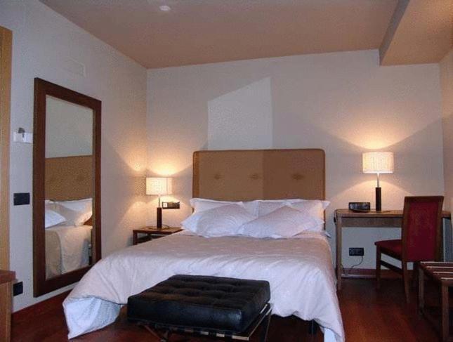 Hotel Restaurante Revestido Эскалона Номер фото